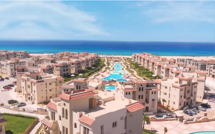 قرية لاسيرينا الساحل الشمالي